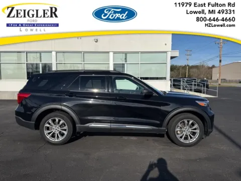 Black 2023 Ford Explorer XLT for sale in Lowell, MI