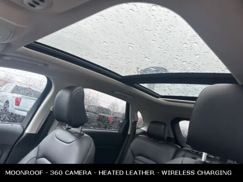 More photos of 2024 Ford Edge SEL at Zeigler Ford of Lowell, MI