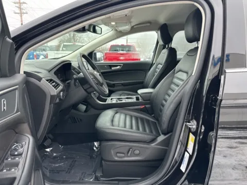 Photos of 2024 Ford Edge SEL for sale in Lowell, MI at Zeigler Ford of Lowell