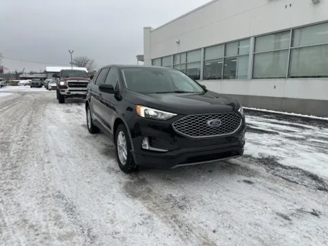 More photos of 2024 Ford Edge SEL at Zeigler Ford of Lowell, MI