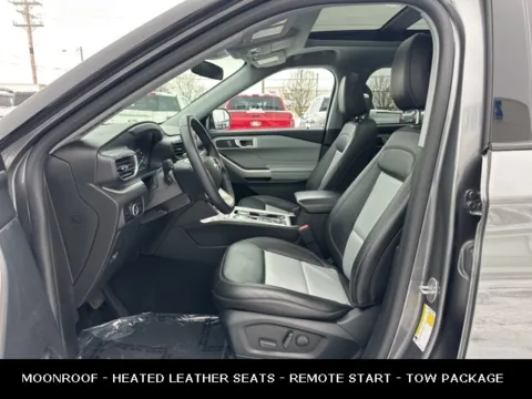 Photos of 2023 Ford Explorer XLT for sale in Lowell, MI at Zeigler Ford of Lowell