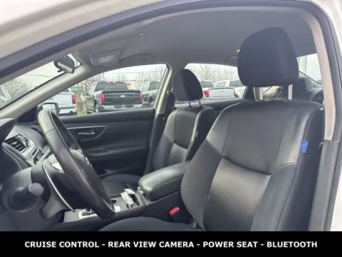 Photos of 2017 Nissan Altima 2.5 SR for sale in Lowell, MI at Zeigler Ford of Lowell