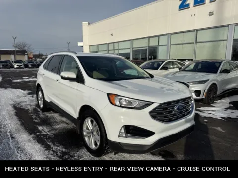 More photos of 2019 Ford Edge SEL at Zeigler Ford of Lowell, MI