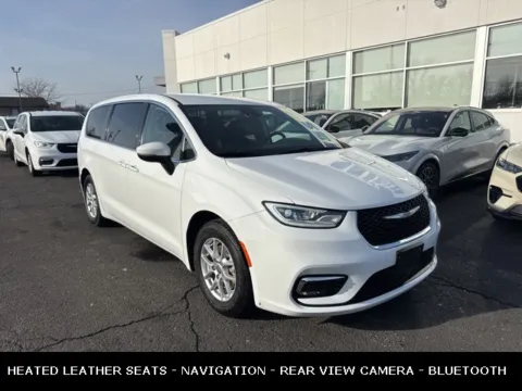 More photos of 2023 Chrysler Pacifica Touring L at Zeigler Ford of Lowell, MI