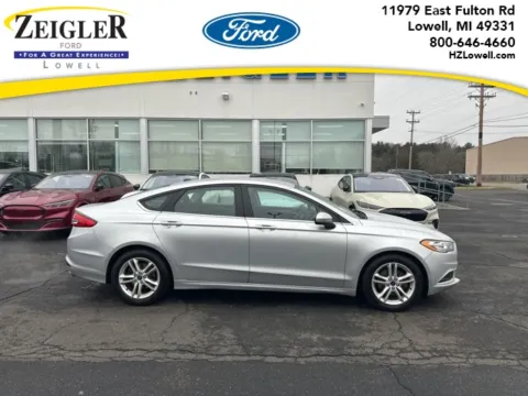 Silver 2018 Ford Fusion SE for sale in Lowell, MI