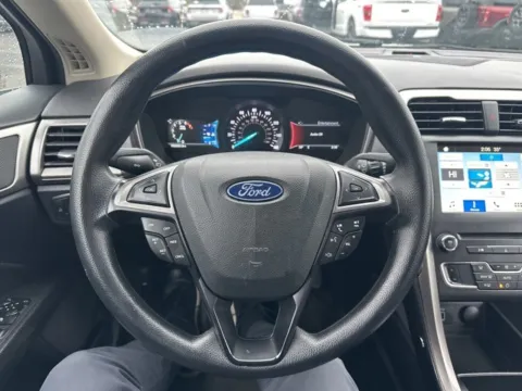 Another view of 2018 Ford Fusion SE for sale in Lowell, MI at Zeigler Ford of Lowell