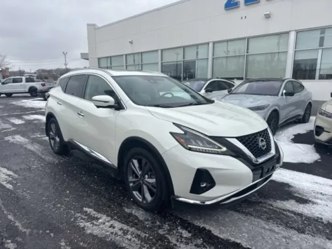 More photos of 2023 Nissan Murano Platinum at Zeigler Ford of Lowell, MI
