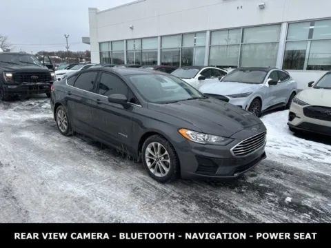 More photos of 2019 Ford Fusion Hybrid SE at Zeigler Ford of Lowell, MI