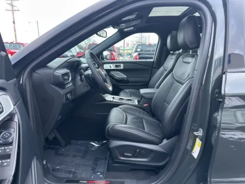 Photos of 2024 Ford Explorer ST for sale in Lowell, MI at Zeigler Ford of Lowell