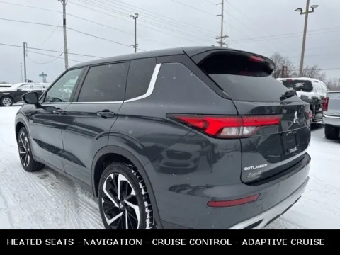 More photos of 2024 Mitsubishi Outlander at Zeigler Ford of Lowell, MI