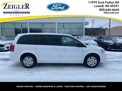 White 2014 Dodge Grand Caravan SE for sale in Lowell, MI