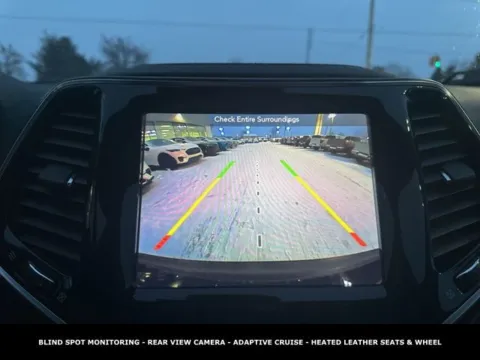 More photos of 2019 Jeep Cherokee Limited at Zeigler Ford of Lowell, MI