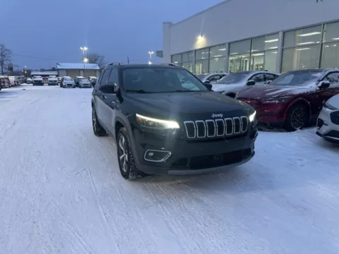 More photos of 2019 Jeep Cherokee Limited at Zeigler Ford of Lowell, MI