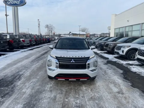 More photos of 2024 Mitsubishi Outlander PHEV SE Ralliart at Zeigler Ford of Lowell, MI