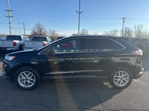 More photos of 2024 Ford Edge SEL at Zeigler Ford of Lowell, MI