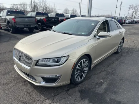 More photos of 2017 Lincoln MKZ Reserve at Zeigler Ford of Lowell, MI