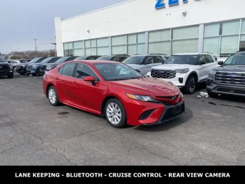 More photos of 2020 Toyota Camry SE at Zeigler Ford of Lowell, MI