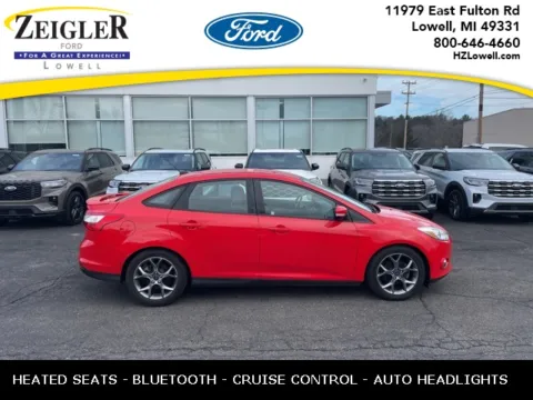 Red 2014 Ford Focus SE for sale in Lowell, MI