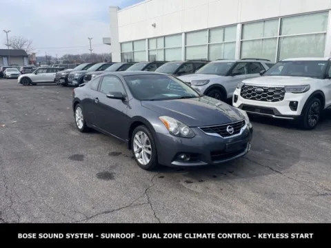 More photos of 2012 Nissan Altima 3.5 SR at Zeigler Ford of Lowell, MI
