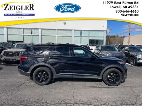 Black 2023 Ford Explorer ST-Line for sale in Lowell, MI