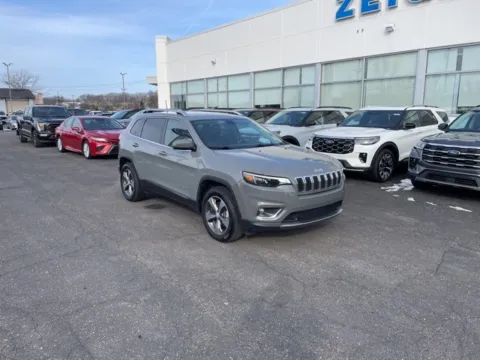 More photos of 2020 Jeep Cherokee Limited at Zeigler Ford of Lowell, MI