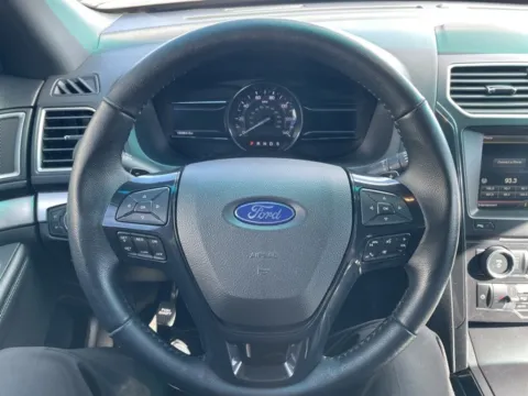 Photos of 2016 Ford Explorer XLT for sale in Lowell, MI at Zeigler Ford of Lowell