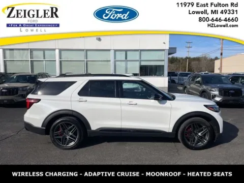 White 2025 Ford Explorer ST for sale in Lowell, MI