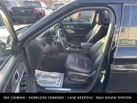 Photos of 2025 Ford Explorer Platinum for sale in Lowell, MI at Zeigler Ford of Lowell