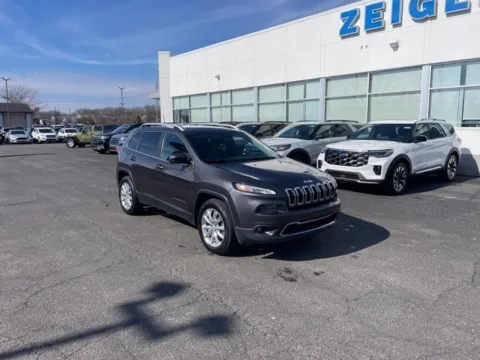 More photos of 2017 Jeep Cherokee Limited at Zeigler Ford of Lowell, MI