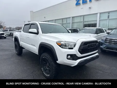 More photos of 2016 Toyota Tacoma TRD Off-Road at Zeigler Ford of Lowell, MI