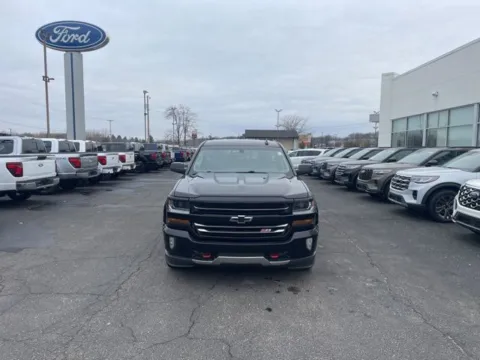 More photos of 2017 Chevrolet Silverado 1500 LT at Zeigler Ford of Lowell, MI