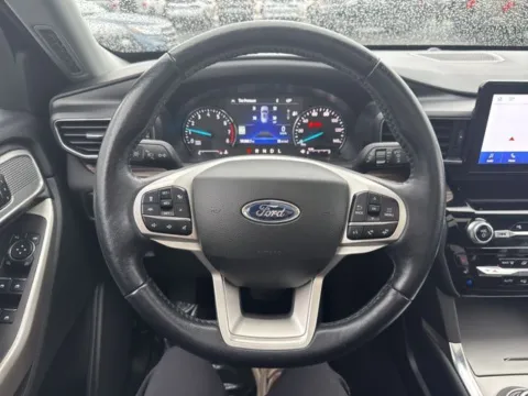 Another view of 2023 Ford Explorer Limited for sale in Lowell, MI at Zeigler Ford of Lowell