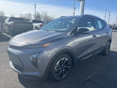 More photos of 2022 Chevrolet Bolt EUV Premier at Zeigler Ford of Lowell, MI