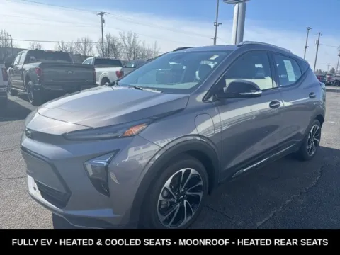 More photos of 2022 Chevrolet Bolt EUV Premier at Zeigler Ford of Lowell, MI