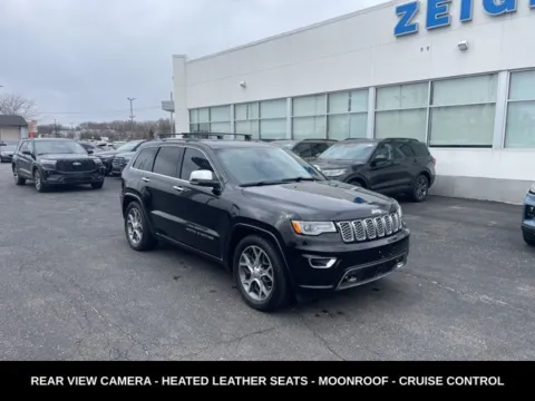 More photos of 2019 Jeep Grand Cherokee Overland at Zeigler Ford of Lowell, MI