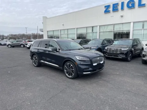 More photos of 2022 Lincoln Aviator Reserve at Zeigler Ford of Lowell, MI