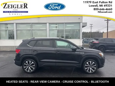 Gray 2024 Volkswagen Taos 1.5T SE for sale in Lowell, MI