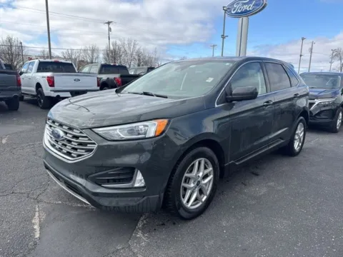 More photos of 2022 Ford Edge SEL at Zeigler Ford of Lowell, MI