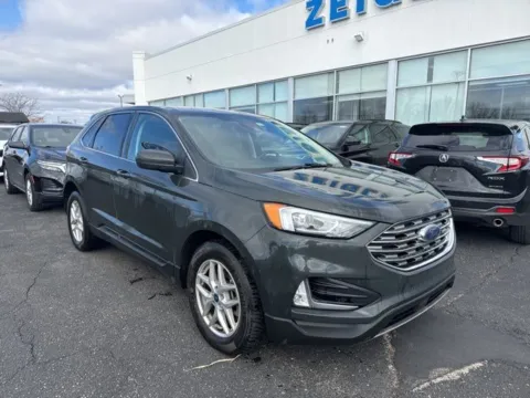 Photos of 2022 Ford Edge SEL for sale in Lowell, MI at Zeigler Ford of Lowell