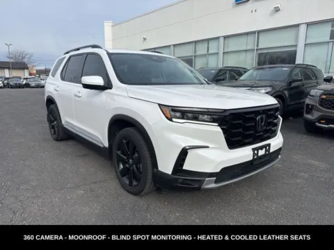 More photos of 2023 Honda Pilot Elite at Zeigler Ford of Lowell, MI