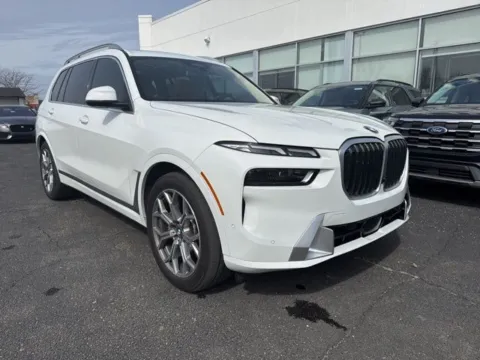 Photos of 2024 BMW X7 xDrive40i for sale in Lowell, MI at Zeigler Ford of Lowell