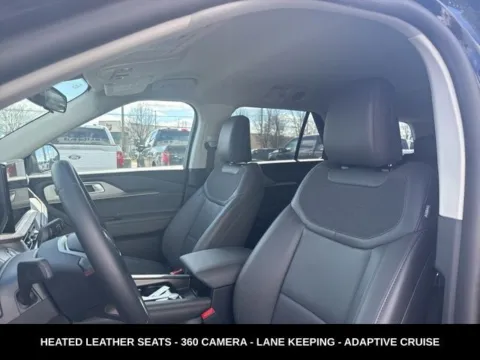 Photos of 2025 Ford Explorer Active for sale in Lowell, MI at Zeigler Ford of Lowell