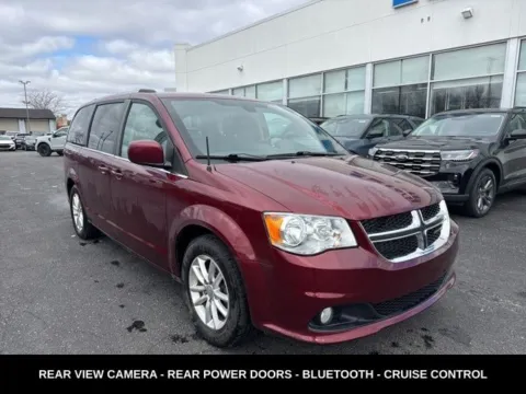 More photos of 2019 Dodge Grand Caravan SXT at Zeigler Ford of Lowell, MI