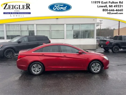 Red 2013 Hyundai Sonata GLS for sale in Lowell, MI