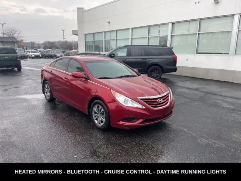 More photos of 2013 Hyundai Sonata GLS at Zeigler Ford of Lowell, MI