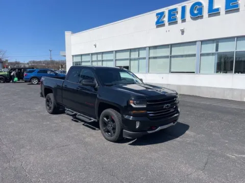 More photos of 2017 Chevrolet Silverado 1500 LT at Zeigler Ford of Lowell, MI