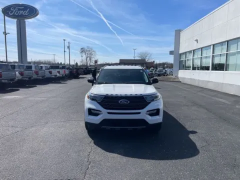 More photos of 2023 Ford Explorer XLT at Zeigler Ford of Lowell, MI