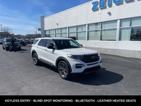More photos of 2023 Ford Explorer XLT at Zeigler Ford of Lowell, MI