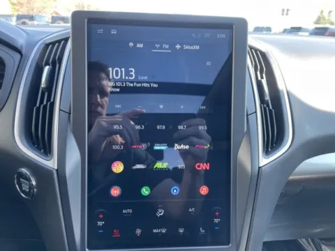 Another view of 2024 Ford Edge SEL for sale in Lowell, MI at Zeigler Ford of Lowell