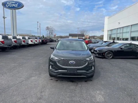 More photos of 2024 Ford Edge SEL at Zeigler Ford of Lowell, MI